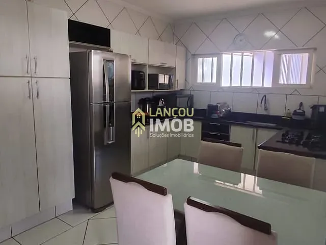 Casa 2 quartos e 1 banheiro, à venda, no bairro Jardim Tamoio em Jundiaí