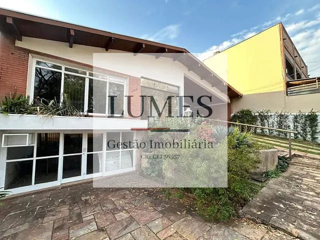 Casa com 427m², para alugar, no bairro Vila Frezzarin em Americana