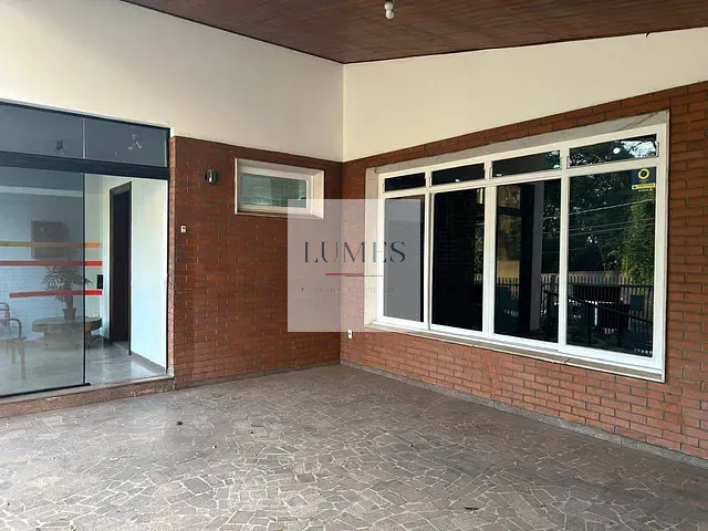 Casa com 427m², para alugar, no bairro Vila Frezzarin em Americana