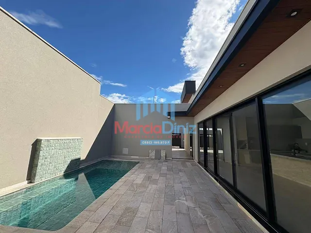 Casa com 480m², à venda, no bairro Jardim Tropical I em Ituverava