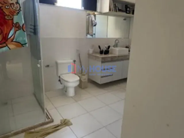 Casa com 320m² 4 quartos e 4 banheiros, à venda ou para alugar, no bairro Pontal em Ilhéus