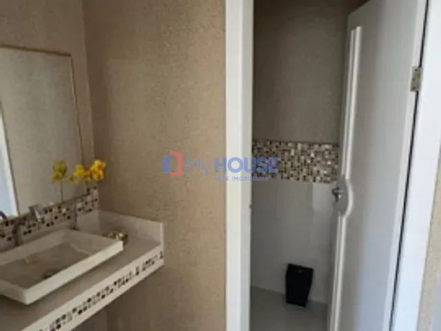 Casa com 320m² 4 quartos e 4 banheiros, à venda ou para alugar, no bairro Pontal em Ilhéus