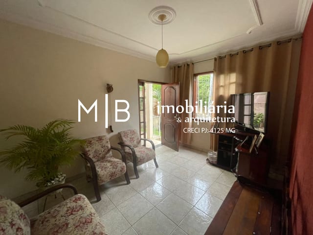 Casa com 423m² 3 quartos e 3 banheiros, à venda, no bairro BELA VISTA em CATAGUASES