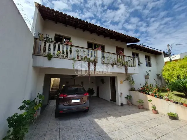Casa com 287m² 3 quartos e 3 banheiros, à venda, no bairro Jardim Presidente em Londrina