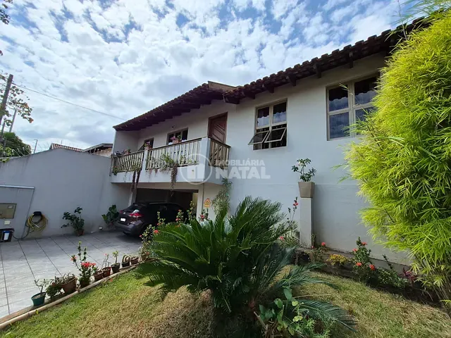 Casa com 287m² 3 quartos e 3 banheiros, à venda, no bairro Jardim Presidente em Londrina