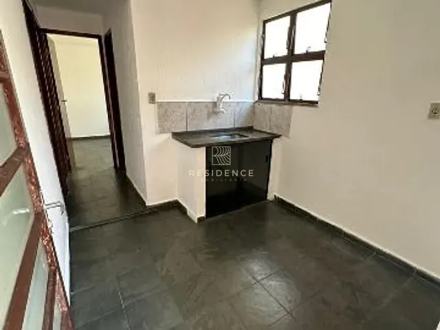 Casa 4 quartos e 3 banheiros, à venda, no bairro Casa de Pedra em Volta Redonda