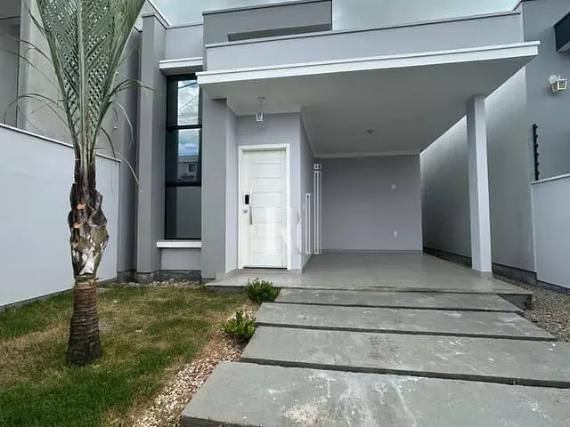 Casa 3 quartos e 2 banheiros, à venda, no bairro Areias em Tijucas
