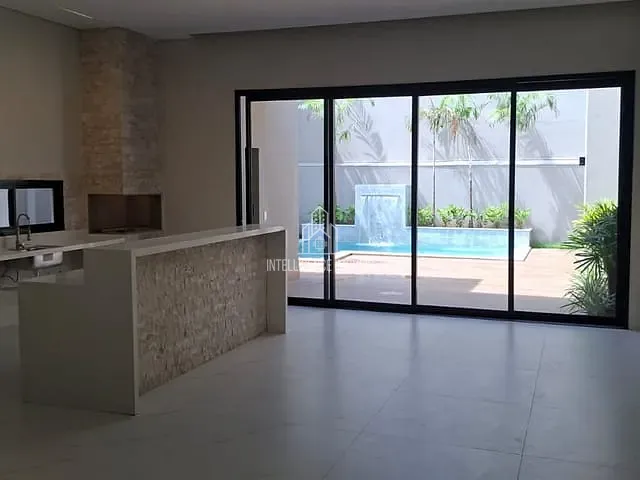 Casa com 474m² 3 quartos e 4 banheiros, à venda, no bairro Parque Amperco em Cuiabá