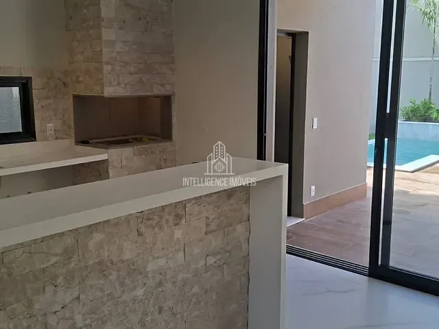 Casa com 474m² 3 quartos e 4 banheiros, à venda, no bairro Parque Amperco em Cuiabá