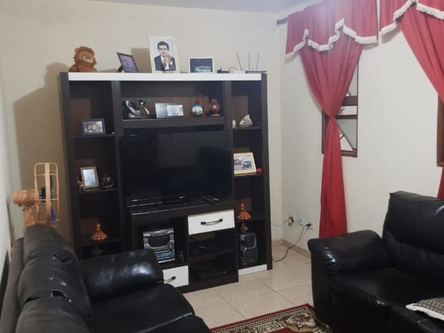 Casa com 100m² 2 quartos e 1 banheiro, à venda, no bairro Edith Lopes em Cambuí