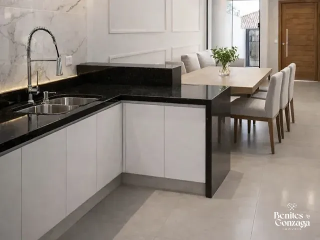 Casa com 158m² 3 quartos e 2 banheiros, à venda, no bairro Jardim Real em Maringá
