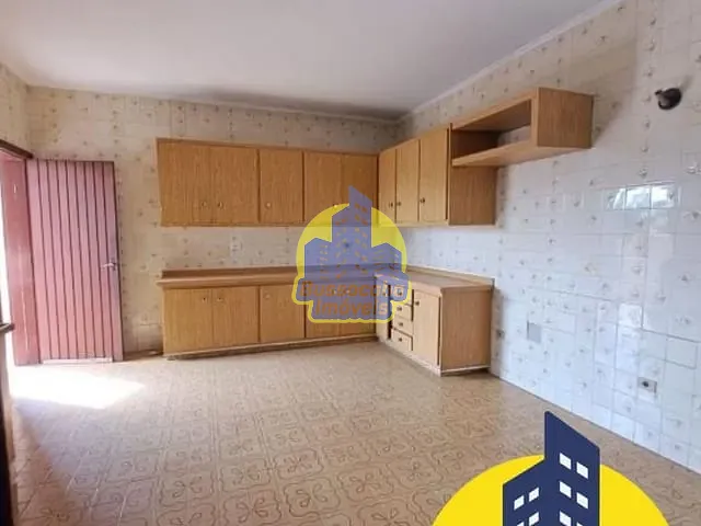 Casa com 80m² 3 quartos e 1 banheiro, para alugar, no bairro Jardim D Abril em Osasco