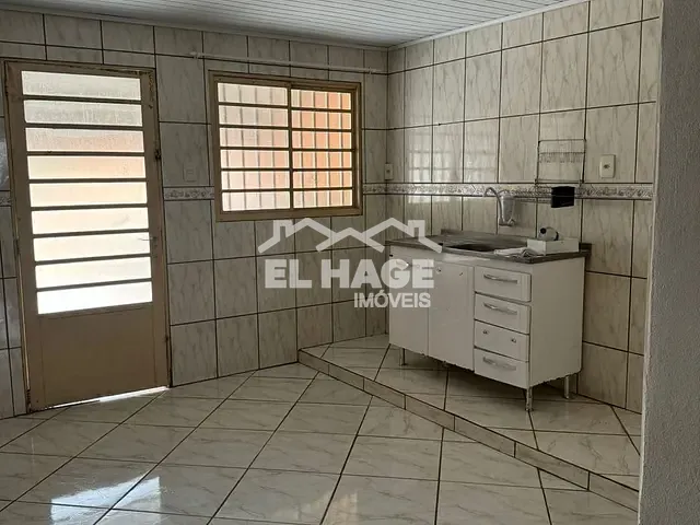Casa com 96m² 2 quartos e 1 banheiro, à venda, no bairro Bela Marina em Cuiabá