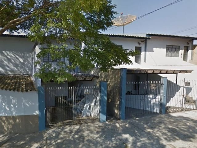 Casa com 260m² 2 quartos e 1 banheiro, à venda, no bairro Vila Doutor Laurindo em Tatuí