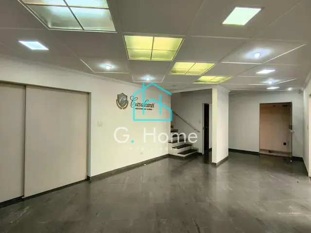 Casa com 300m², para alugar, no bairro Centro em Londrina