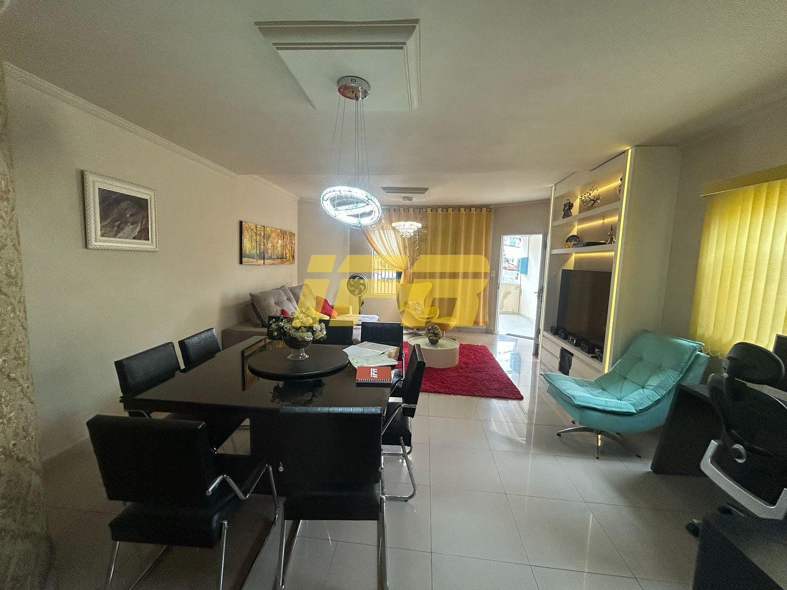 Casa, 5 quartos, 142 m² - Foto 2