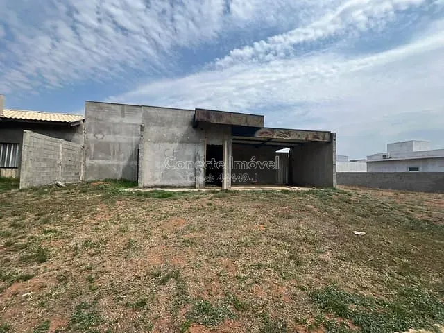 Casa com 362m² 3 quartos e 4 banheiros, à venda, no bairro Condomínio Residencial Holland Park em Holambra