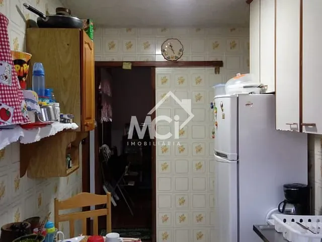 Casa 3 quartos e 4 banheiros, à venda, no bairro Areal em Pelotas