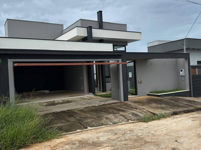 Foto do Casa - Casa para locação, Residencial Sant'ana I, Lavras, MG | Burgarelli Imóveis