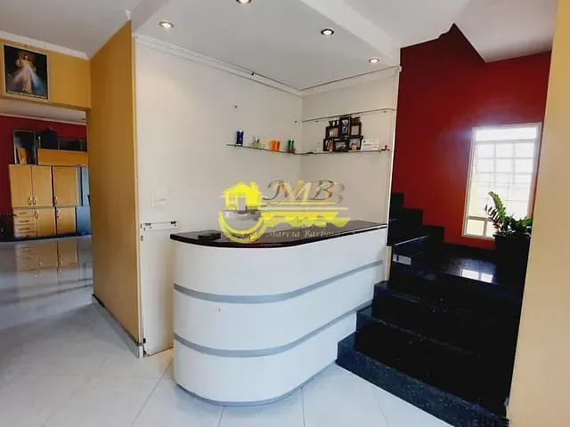 Casa com 180m² 4 quartos e 4 banheiros, à venda, no bairro Vila Aeroporto em Campinas