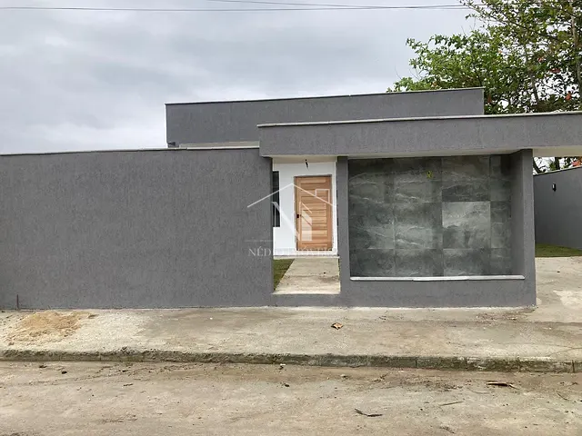 Casa com 480m² 3 quartos e 1 banheiro, à venda, no bairro Jardim Atlântico Central (Itaipuaçu) em Maricá