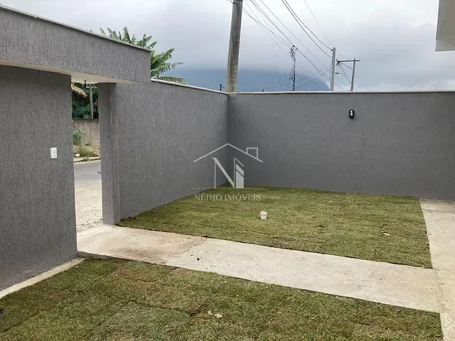 Casa com 480m² 3 quartos e 1 banheiro, à venda, no bairro Jardim Atlântico Central (Itaipuaçu) em Maricá