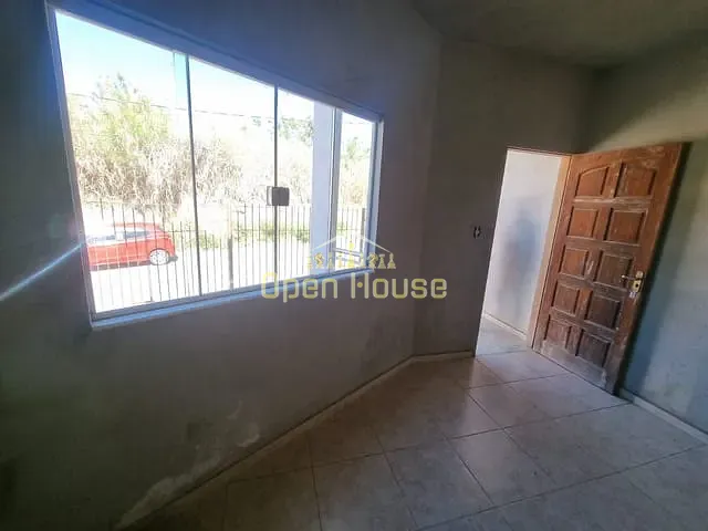 Casa 2 quartos e 1 banheiro, à venda, no bairro Roma em Volta Redonda