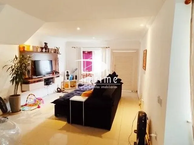 Casa com 262m² 3 quartos e 3 banheiros, à venda, no bairro Serra Grande em Niterói