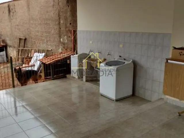 Casa com 420m² 4 quartos e 3 banheiros, à venda, no bairro Parque do Lago em Guaxupé
