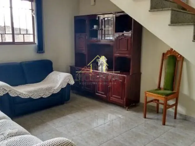 Casa com 420m² 4 quartos e 3 banheiros, à venda, no bairro Parque do Lago em Guaxupé