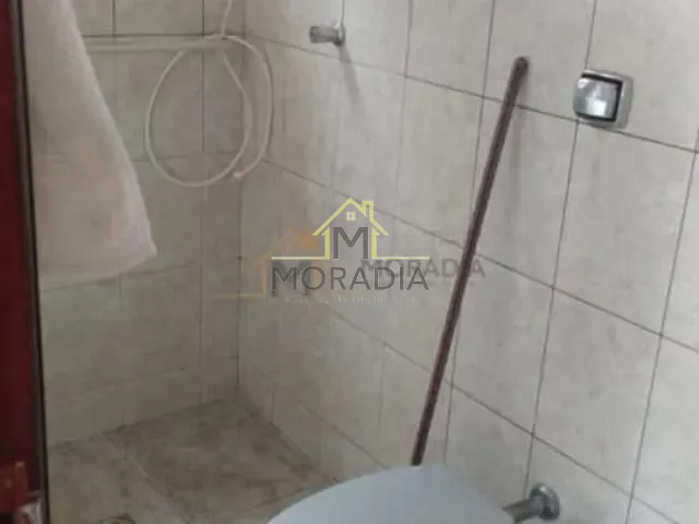 Casa com 420m² 4 quartos e 3 banheiros, à venda, no bairro Parque do Lago em Guaxupé
