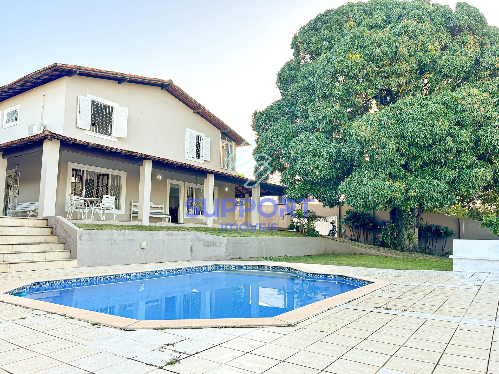 Casa, 4 quartos, 450 m² - Foto 1