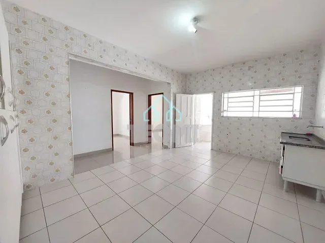 Casa com 250m² 3 quartos e 2 banheiros, à venda, no bairro Jardim Santa Clara em Taubaté