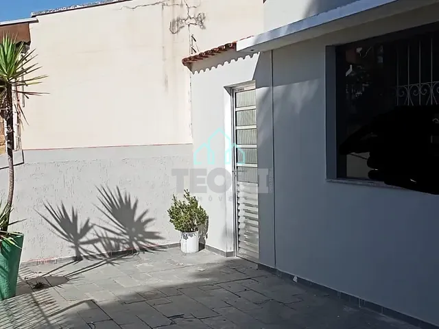 Casa com 250m² 3 quartos e 2 banheiros, à venda, no bairro Jardim Santa Clara em Taubaté