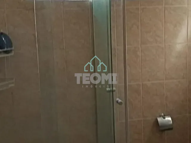 Casa com 250m² 3 quartos e 2 banheiros, à venda, no bairro Jardim Santa Clara em Taubaté