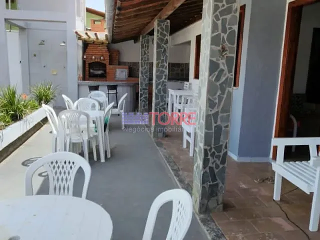 Casa 3 quartos e 2 banheiros, à venda, no bairro Olivença em Ilhéus