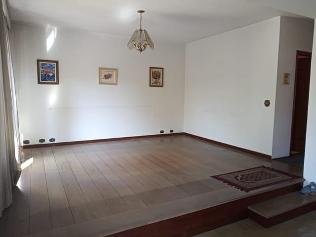 Casa com 350m² 3 quartos e 3 banheiros, à venda, no bairro Jardim da Glória em São Paulo