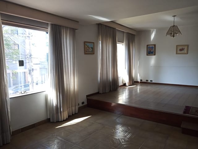 Casa com 350m² 3 quartos e 3 banheiros, à venda, no bairro Jardim da Glória em São Paulo