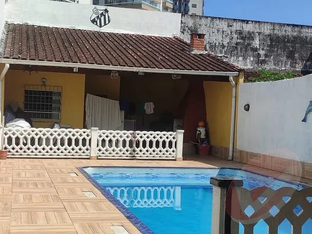 Casa com 303m² 2 quartos e 1 banheiro, à venda, no bairro Caiçara em Praia Grande