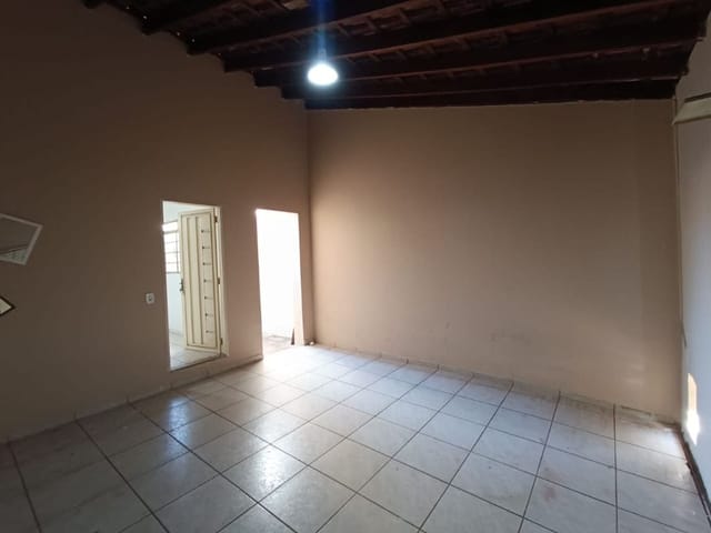 Foto do Casa - Casa com 2 dormitórios, 91 m² - venda por R$ 320.000,00 ou aluguel por R$ 1.010,87/mês - Deolinda Freire - Uberaba/MG | ZUCATO IMOBILIARIA LTDA