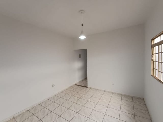 Foto do Casa - Casa com 2 dormitórios, 91 m² - venda por R$ 320.000,00 ou aluguel por R$ 1.010,87/mês - Deolinda Freire - Uberaba/MG | ZUCATO IMOBILIARIA LTDA
