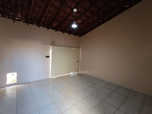Foto do Casa - Casa com 2 dormitórios, 91 m² - venda por R$ 320.000,00 ou aluguel por R$ 1.010,87/mês - Deolinda Freire - Uberaba/MG | ZUCATO IMOBILIARIA LTDA