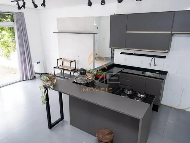 Casa com 170m² 2 quartos e 1 banheiro, à venda, no bairro Laranjal em Pelotas