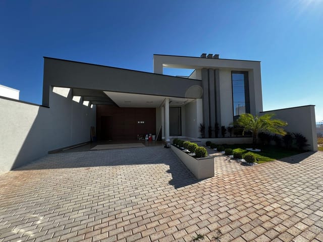 Casa com 364m² 3 quartos e 4 banheiros, à venda, no bairro Las Palmas Setvillage II em Pouso Alegre