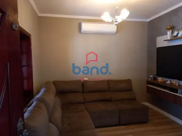 Casa com 275m² 3 quartos e 3 banheiros, à venda, no bairro Celia Maria em Porto Feliz