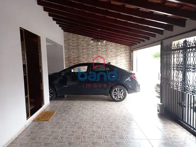 Casa com 275m² 3 quartos e 3 banheiros, à venda, no bairro Celia Maria em Porto Feliz