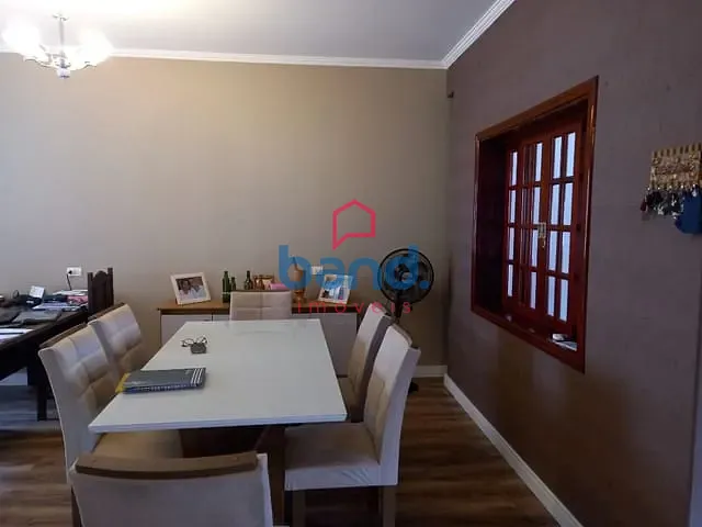 Casa com 275m² 3 quartos e 3 banheiros, à venda, no bairro Celia Maria em Porto Feliz