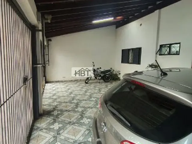 Casa 4 quartos e 1 banheiro, à venda, no bairro Vila Nova Santa Luzia em Bauru