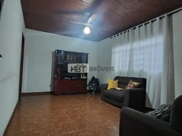 Casa 4 quartos e 1 banheiro, à venda, no bairro Vila Nova Santa Luzia em Bauru