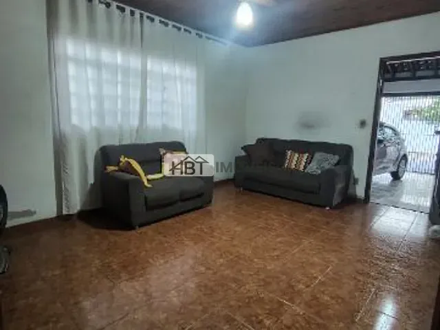 Casa 4 quartos e 1 banheiro, à venda, no bairro Vila Nova Santa Luzia em Bauru